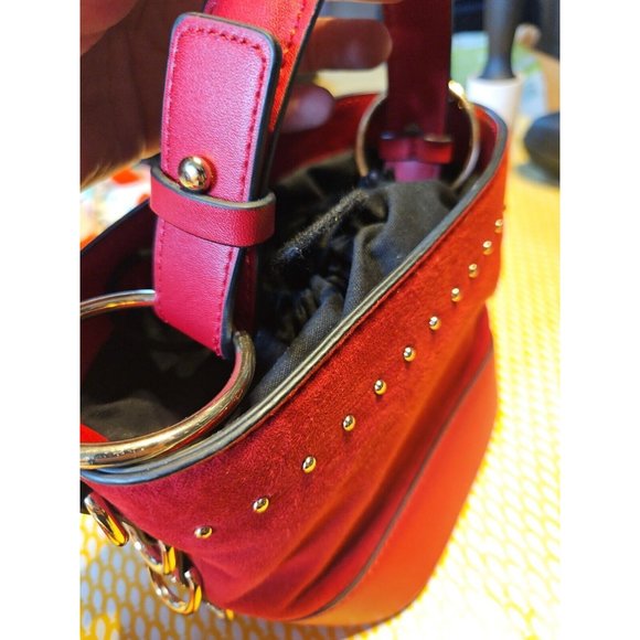BNWOT Topshop Red Drawstring Bucket Bag, w.Handle + Strap, Immaculate Condition - Picture 8 of 16